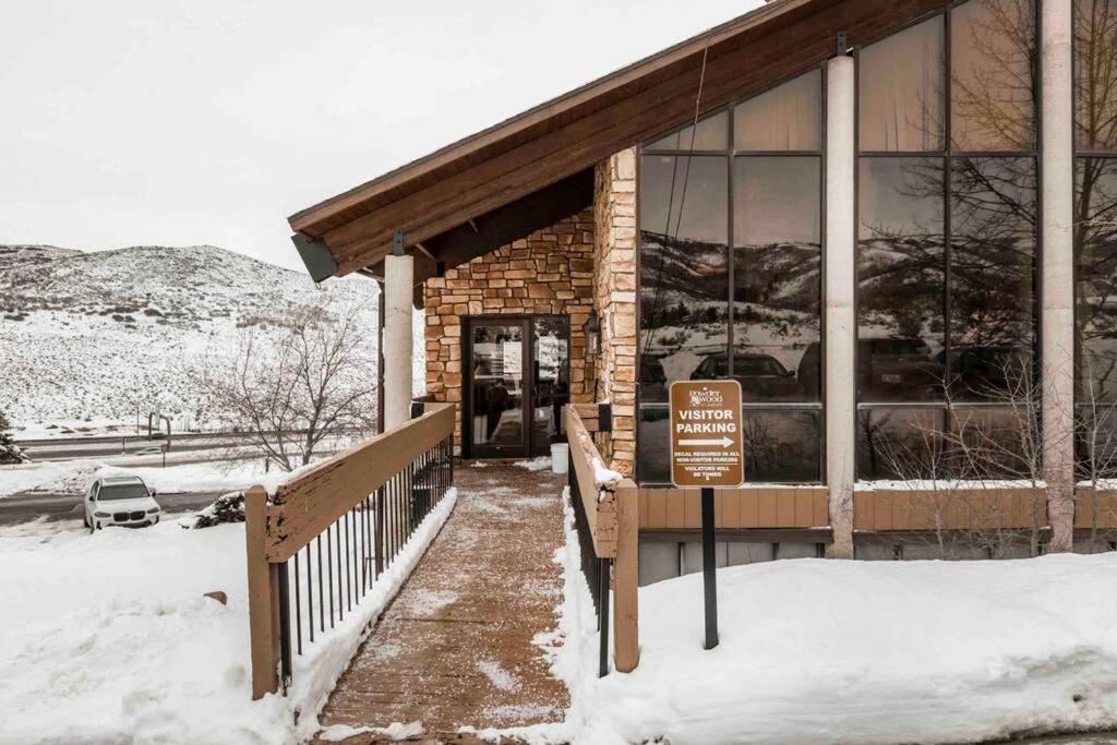 Cozy Top Floor Condo With Mountain Views Park City Exterior foto